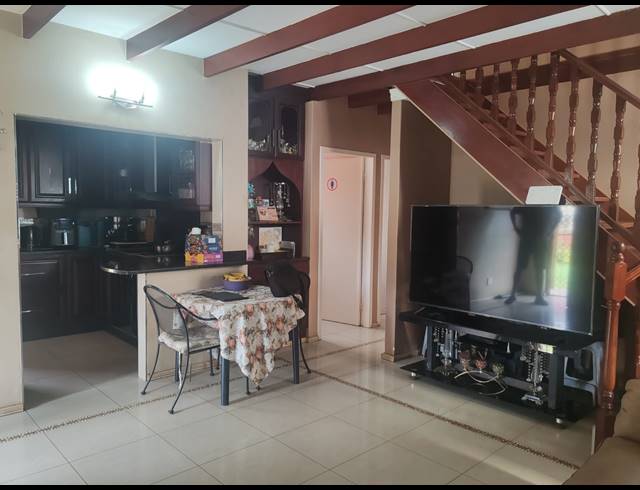 4 BEDROOM HOUSE TO LET IN SOUTHGATE